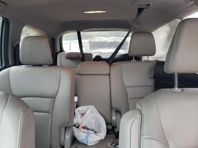 Photo 10 from auction – 2017 HONDA PILOT TOUR with VIN 5FNYF5H96HB030652