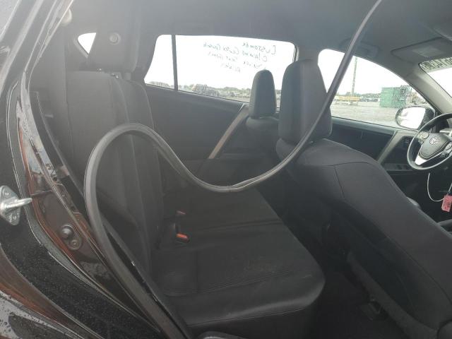 Photo 11 from auction – 2017 TOYOTA RAV4 LE with VIN 2T3BFREVXHW560695