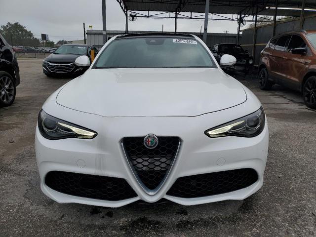 Photo 5 from auction – 2018 ALFA ROMEO GIULIA TI with VIN ZARFAECN2J7570401