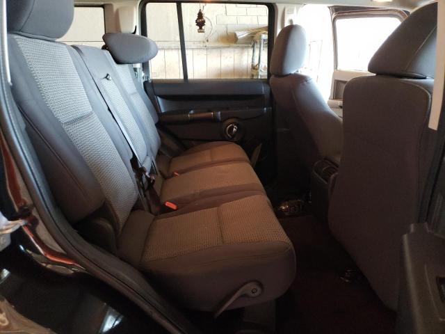 Photo 10 from auction – 2010 JEEP COMMANDER with VIN 1J4RH4GK2AC157652