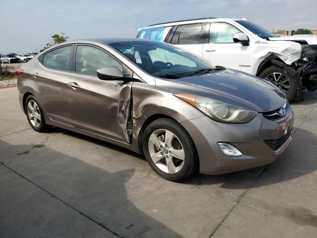 Photo 4 from auction – 2012 HYUNDAI ELANTRA GL with VIN 5NPDH4AE5CH064277