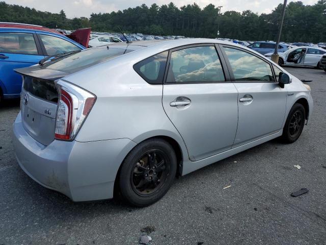 Photo 3 from auction – 2013 TOYOTA PRIUS with VIN JTDKN3DU0D5637813