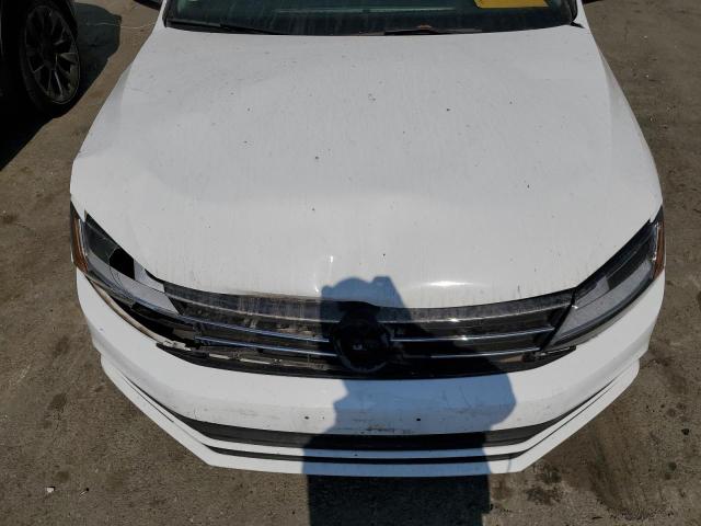 Photo 11 from auction – 2017 VOLKSWAGEN JETTA SE with VIN 3VWDB7AJ1HM252065