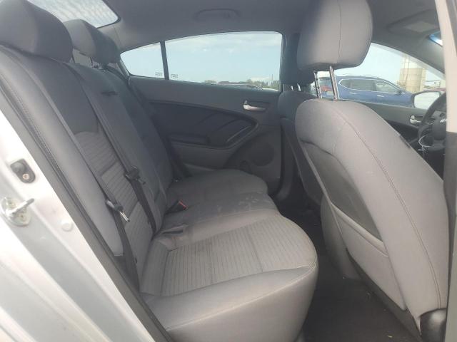 Photo 10 from auction – 2017 KIA FORTE LX with VIN 3KPFL4A79HE061760