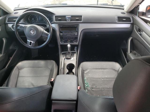 Photo 8 from auction – 2015 VOLKSWAGEN PASSAT S with VIN 1VWAT7A33FC013200