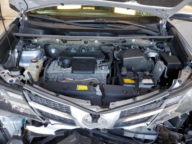 Photo 12 from auction – 2015 TOYOTA RAV4 LIMIT with VIN JTMDFREVXFD164348