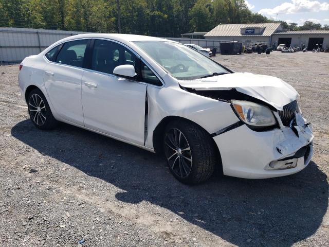 Photo 4 from auction – 2017 BUICK VERANO SPO with VIN 1G4PR5SK5H4103494
