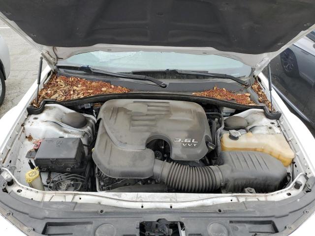 Photo 11 from auction – 2015 CHRYSLER 300 S with VIN 2C3CCABG6FH882322
