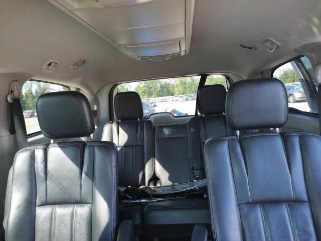 Photo 10 from auction – 2012 CHRYSLER TOWN & COU with VIN 2C4RC1BG2CR367992