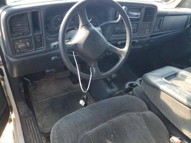 Photo 8 from auction – 2002 CHEVROLET SILVERADO with VIN 1GCGK29UX2Z282401