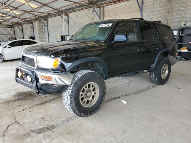 TOYOTA 4RUNNER SR 1998 with VIN JT3GN86R4W0086995 - Photo from auction