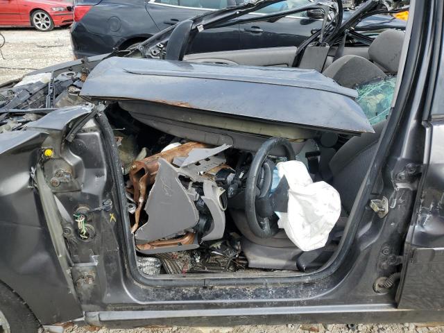 Photo 7 from auction – 2003 FORD FOCUS with VIN 1FAFP34P03W204819