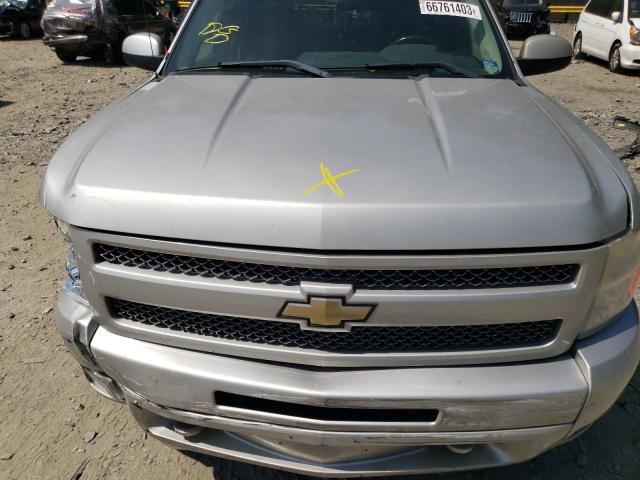 Photo 11 from auction – 2011 CHEVROLET SILVERADO with VIN 1GCRKSE36BZ116401