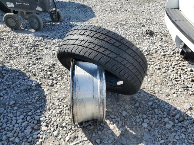Photo 13 from auction – 2008 CHEVROLET TAHOE with VIN 1GNFC13078J190296