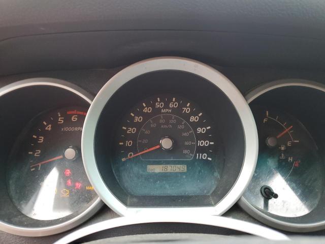 Снимка 9 от търг – 2006 TOYOTA 4RUNNER SR с VIN JTEBU14RX60103541