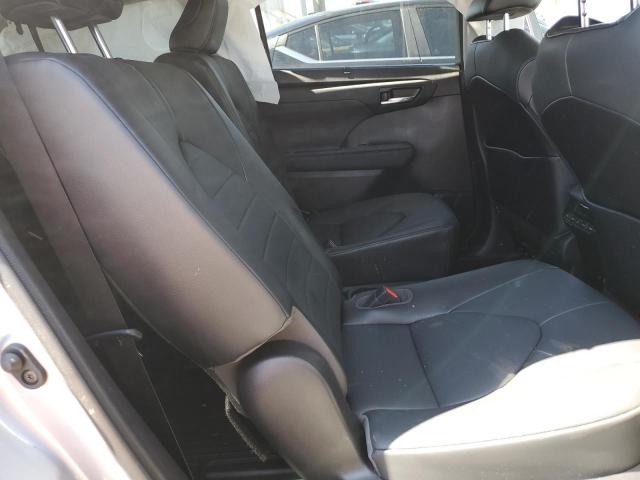 Photo 10 from auction – 2021 TOYOTA HIGHLANDER with VIN 5TDHZRBH6MS137298