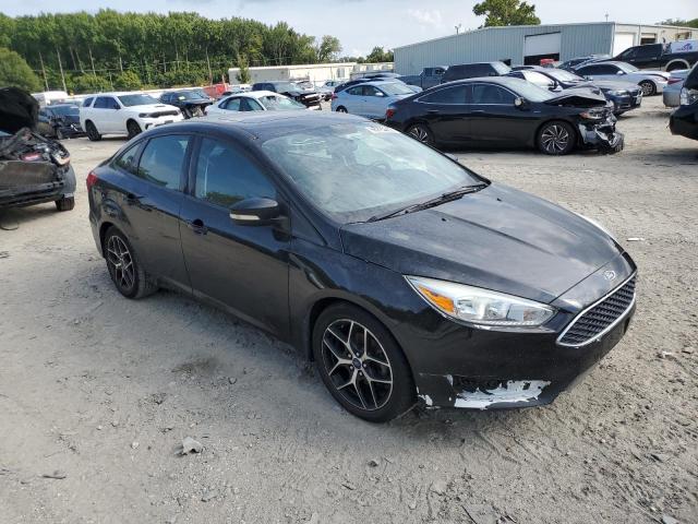 صورة رقم 4 من المزاد - 2017 FORD FOCUS SEL مع VIN 1FADP3H26HL249441