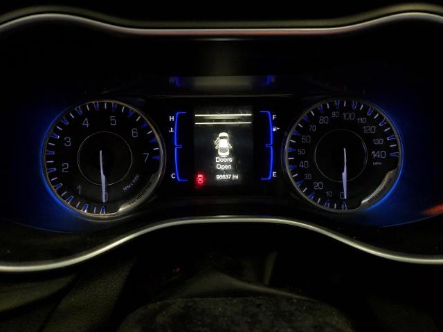Photo 9 from auction – 2017 CHRYSLER 200 LIMITE with VIN 1C3CCCAB9HN500473