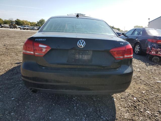 Photo 6 from auction – 2015 VOLKSWAGEN PASSAT S with VIN 1VWAT7A30FC121600