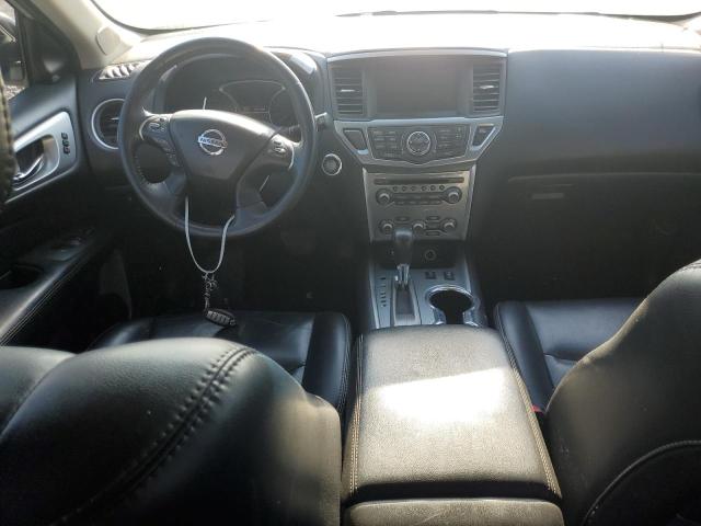 Photo 8 from auction – 2017 NISSAN PATHFINDER with VIN 5N1DR2MN5HC600737