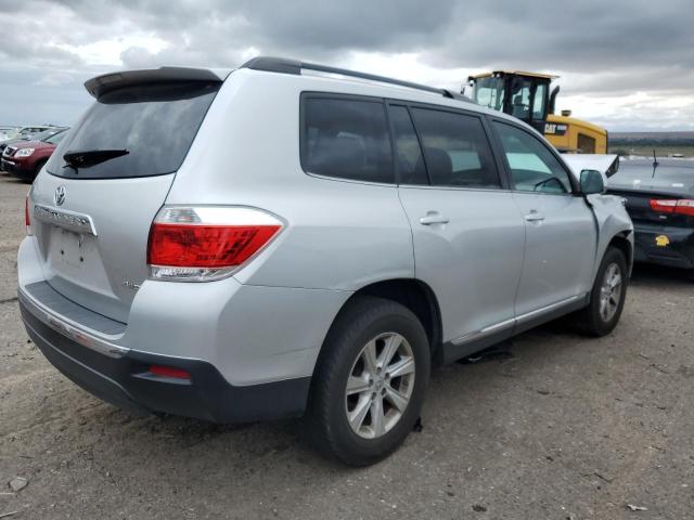 Photo 3 from auction – 2012 TOYOTA HIGHLANDER with VIN 5TDBK3EHXCS158432
