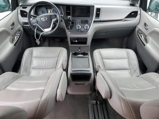 Photo 8 from auction – 2017 TOYOTA SIENNA XLE with VIN 5TDYZ3DC7HS774169
