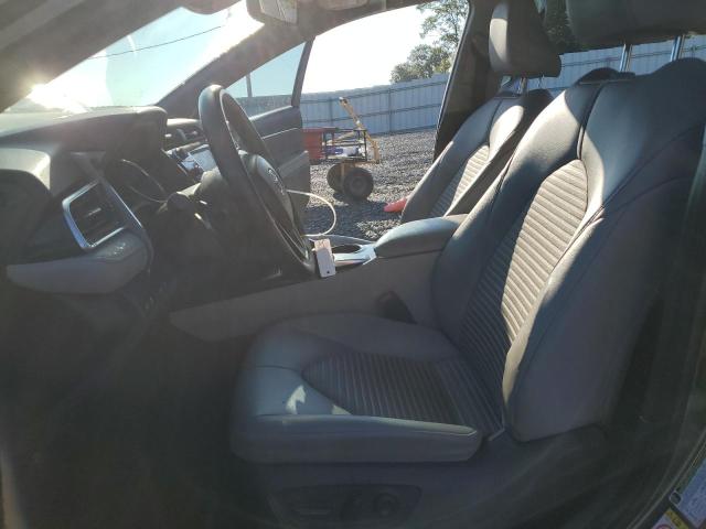 Photo 7 from auction – 2018 TOYOTA CAMRY L with VIN 4T1B11HK8JU571663