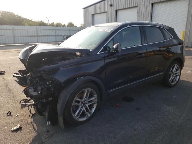 LINCOLN MKC RESERV 2017 with VIN 5LMCJ3D9XHUL19004 - Photo from auction
