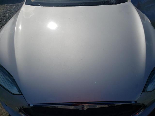 Photo 11 from auction – 2014 TESLA MODEL S with VIN 5YJSA1S16EFP41814