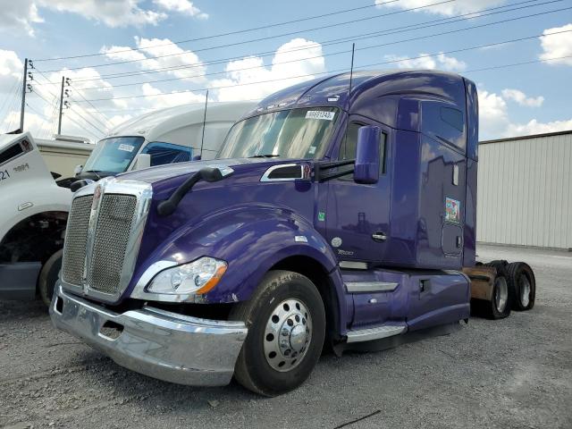 KENWORTH CONSTRUCTI 2016 with VIN 1XKYDP9X4GJ131764 - Photo from auction