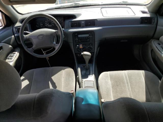 Photo 8 from auction – 2000 TOYOTA CAMRY CE with VIN 4T1BG22K8YU625549