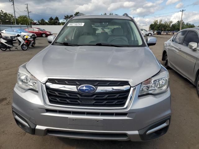 Снимка 5 от търг – 2017 SUBARU FORESTER 2 с VIN JF2SJAEC4HH559628