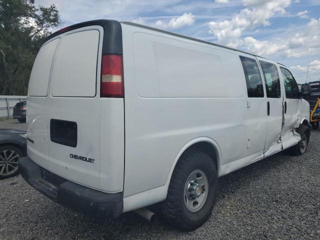 Photo 3 from auction – 2005 CHEVROLET EXPRESS G3 with VIN 1GCHG39U351209479