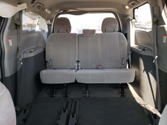 Photo 10 from auction – 2015 TOYOTA SIENNA LE with VIN 5TDKK3DCXFS594563