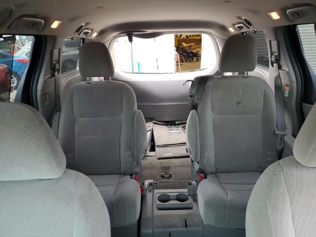 Photo 10 from auction – 2017 TOYOTA SIENNA LE with VIN 5TDKZ3DC5HS885325