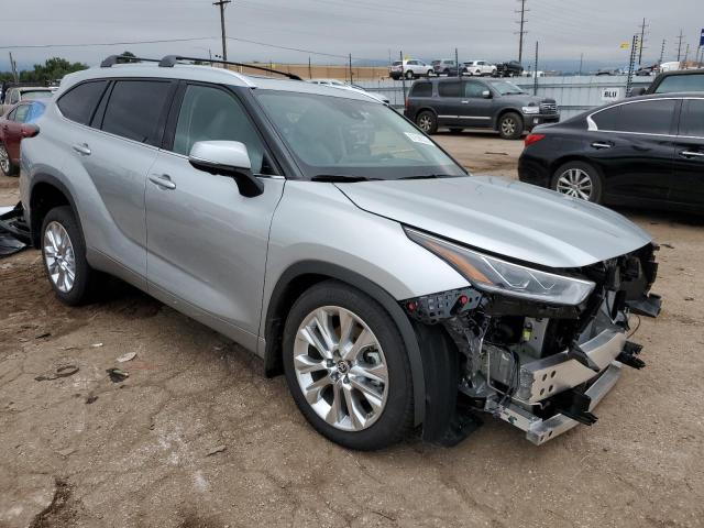 Снимка 4 от търг – 2023 TOYOTA HIGHLANDER с VIN 5TDKDRBH2PS037014
