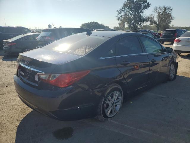 Photo 3 from auction – 2013 HYUNDAI SONATA GLS with VIN 5NPEB4AC6DH652274