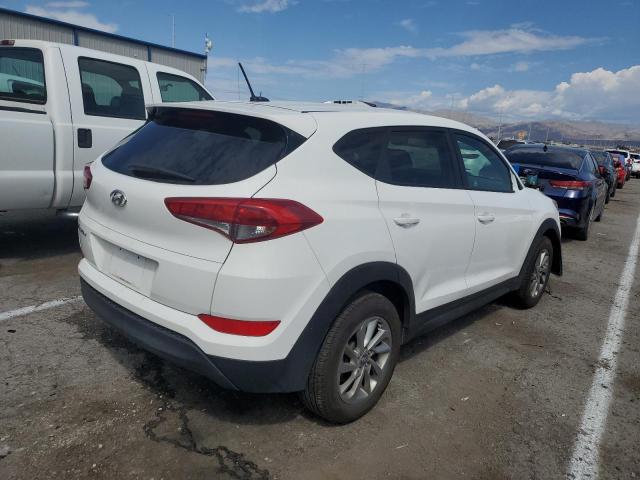 Photo 3 from auction – 2017 HYUNDAI TUCSON SE with VIN KM8J23A40HU565494