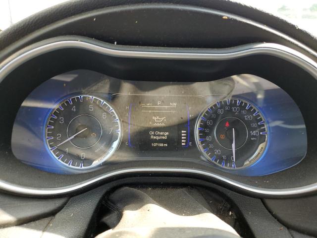 Photo 9 from auction – 2015 CHRYSLER 200 LIMITE with VIN 1C3CCCAB4FN627693