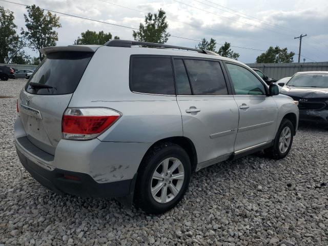 Photo 3 from auction – 2012 TOYOTA HIGHLANDER with VIN 5TDBK3EH3CS094640