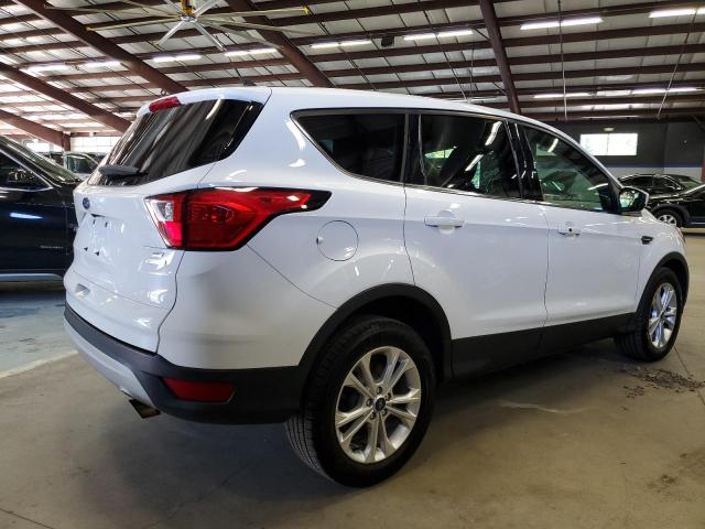 Photo 3 from auction – 2019 FORD ESCAPE SE with VIN 1FMCU0GD9KUB64350