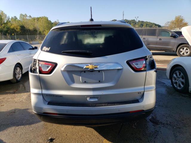 Photo 6 from auction – 2017 CHEVROLET TRAVERSE L with VIN 1GNKRGKD3HJ228658