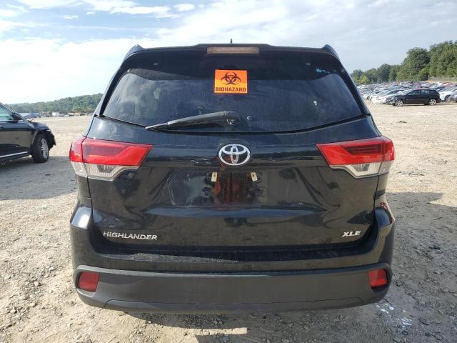 Photo 6 from auction – 2019 TOYOTA HIGHLANDER with VIN 5TDKZRFH0KS558995