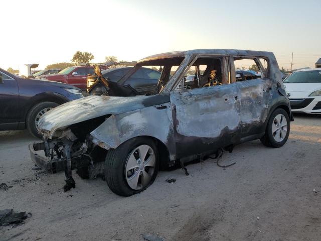 KIA SOUL 2016 with VIN KNDJN2A21G7381313 - Photo from auction