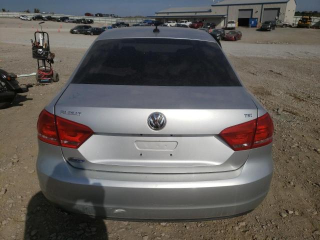 Photo 6 from auction – 2014 VOLKSWAGEN PASSAT S with VIN 1VWAT7A32EC069580