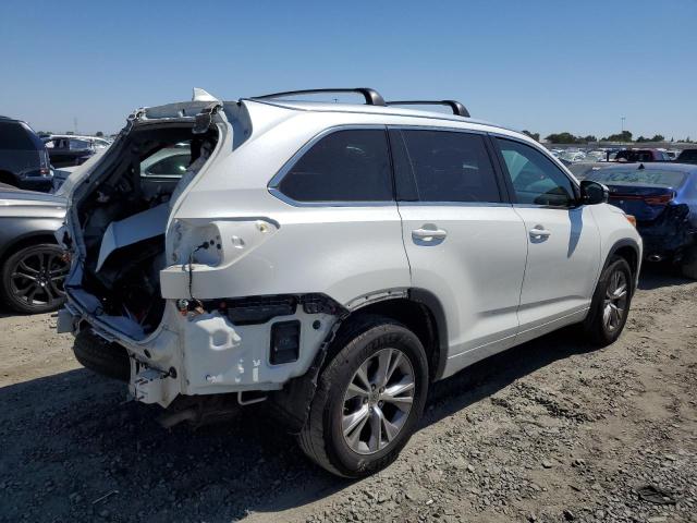 Photo 3 from auction – 2015 TOYOTA HIGHLANDER with VIN 5TDJKRFH0FS088943