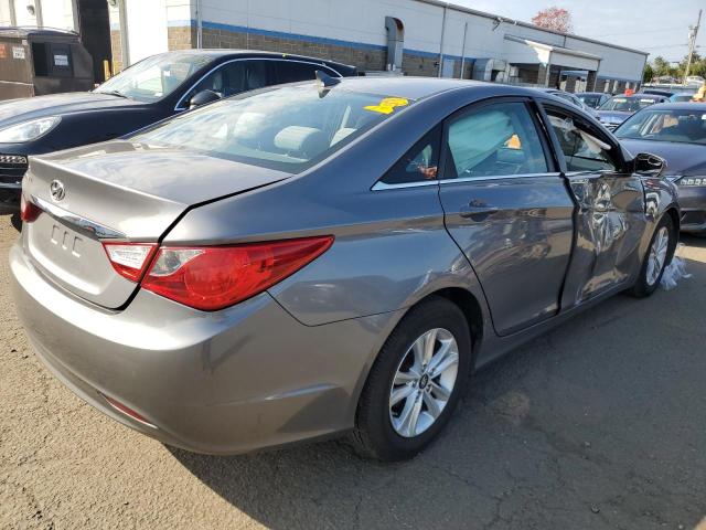 Photo 3 from auction – 2011 HYUNDAI SONATA GLS with VIN 5NPEB4AC4BH076536