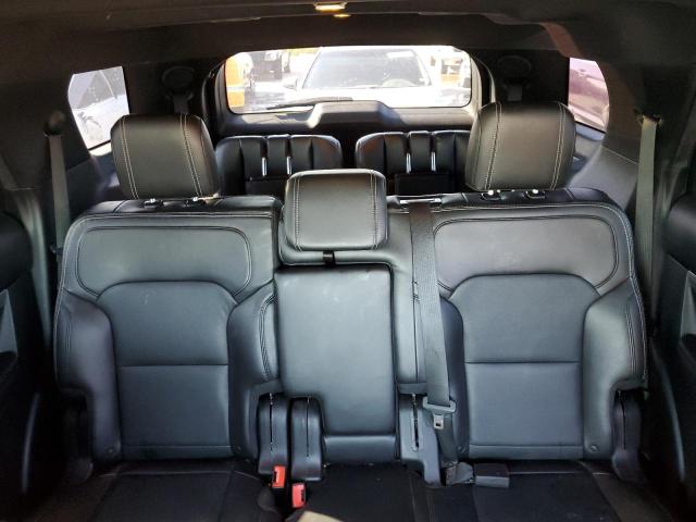 Photo 10 from auction – 2017 FORD EXPLORER L with VIN 1FM5K7F82HGE36403