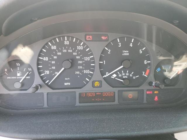 Photo 9 from auction – 2003 BMW 325 XI with VIN WBAEU334X3PM56557