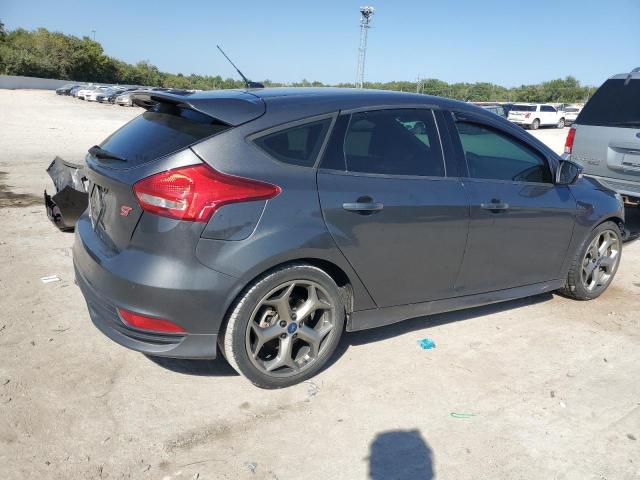 Photo 3 from auction – 2017 FORD FOCUS ST with VIN 1FADP3L97HL237030